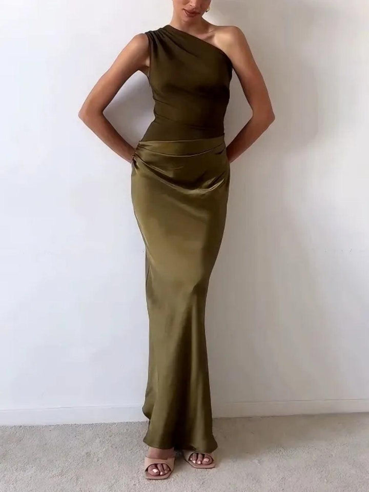 Ein-Schulter-Ausschnitt, plissiertes Party-Maxikleid