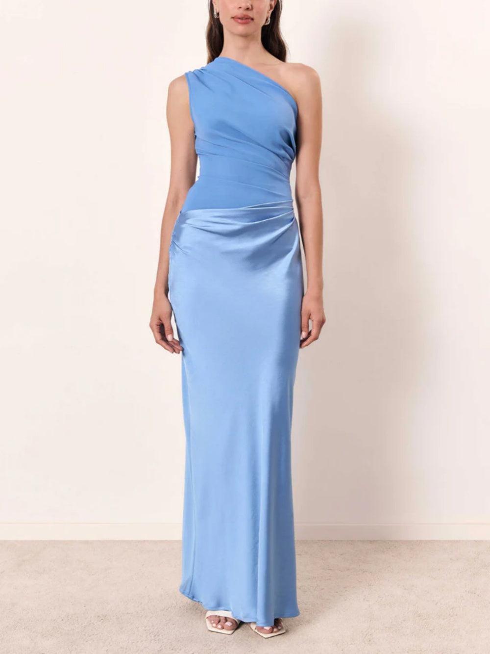 Ein-Schulter-Ausschnitt, plissiertes Party-Maxikleid