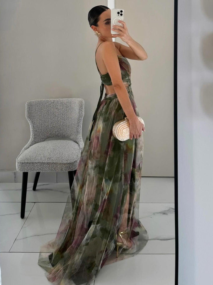 Elegantes Maxikleid in A-Linie mit gemaltem Blumenmuster und V-Ausschnitt